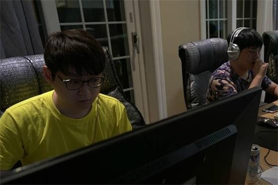 G2战队ADC爆料:最强下路EDG RNG过于激进