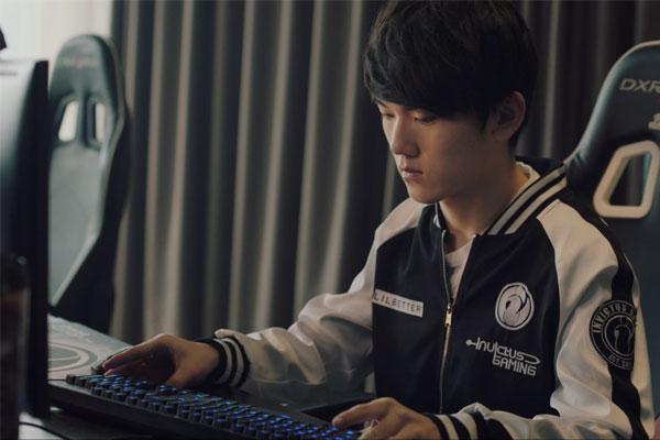 第一德莱文冲击顶级ADC LPL宣传片《希望篇