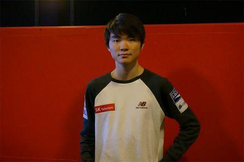 Faker机械先驱伤害爆表 怒拿十二杀