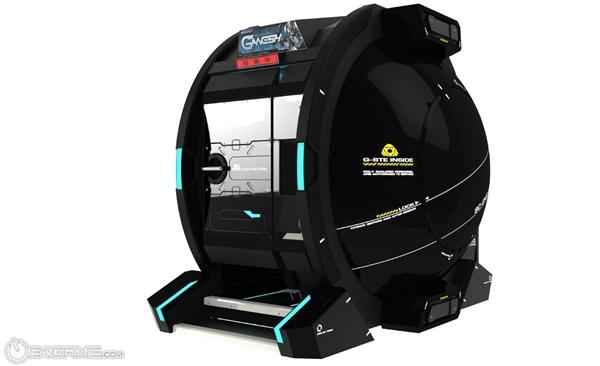 日本超酷机甲街机:全景环绕屏虚拟驾舱