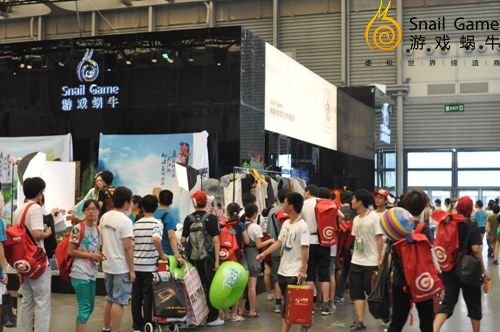 CJ首日开门红 玩家媒体挤爆蜗牛馆