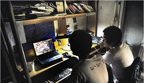 通宵打游戏患慢性肾炎 大学生扎堆去医院