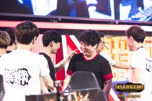 德玛西亚杯总决赛:11月12日打响 EDG、RNG