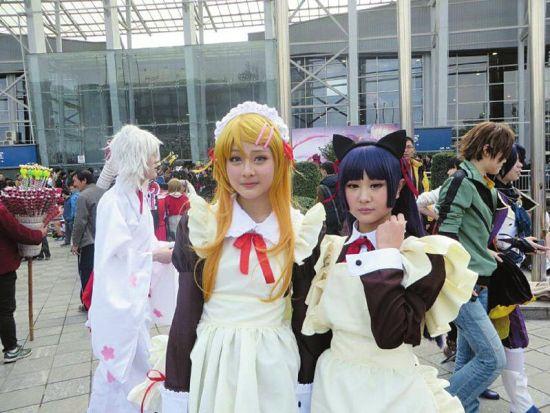 女大学生称COS女仆超容易 卖萌就好
