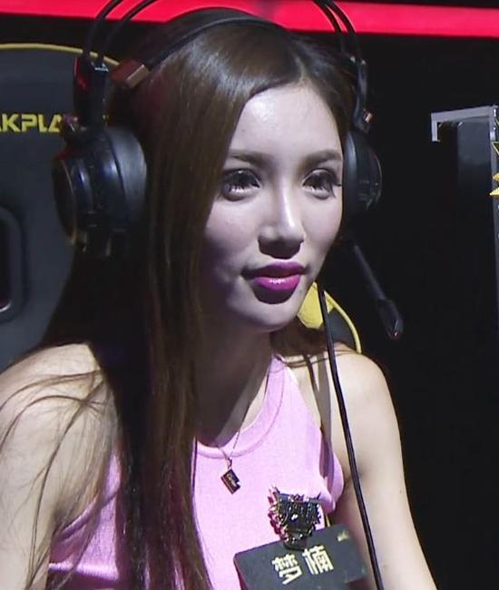 有颜值还有实力!盘点LOL主播赛上的美女主播