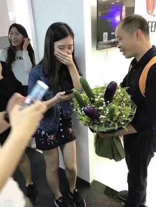 妹子认为的奇葩礼物你送了吗? 梦塔防S盘点