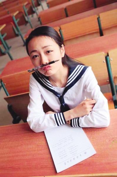 游艇门系有人花钱炒作 自爆一条微博6000元