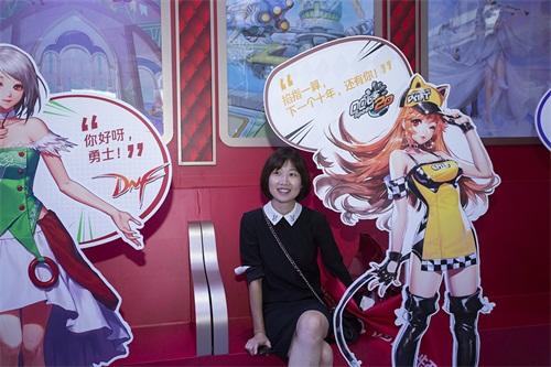《QQ飞车》登录CJ 多重惊喜等你来领!