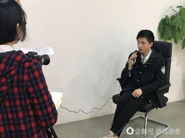 LOL春晚PDD、Uzi都参加 网友建议厂长扮演盲