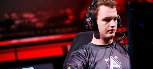 盘点曾经LOL赛场上的那些世界第一