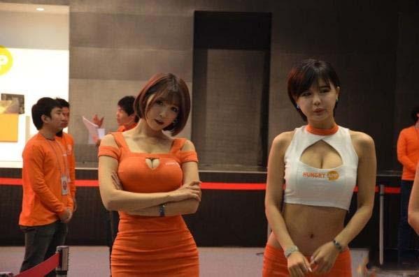 绅士学园:中国校花是韩国人 性感皮衣开挖掘机