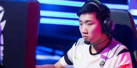 盘点曾经对手 UZI在你心里是不是中国第一AD