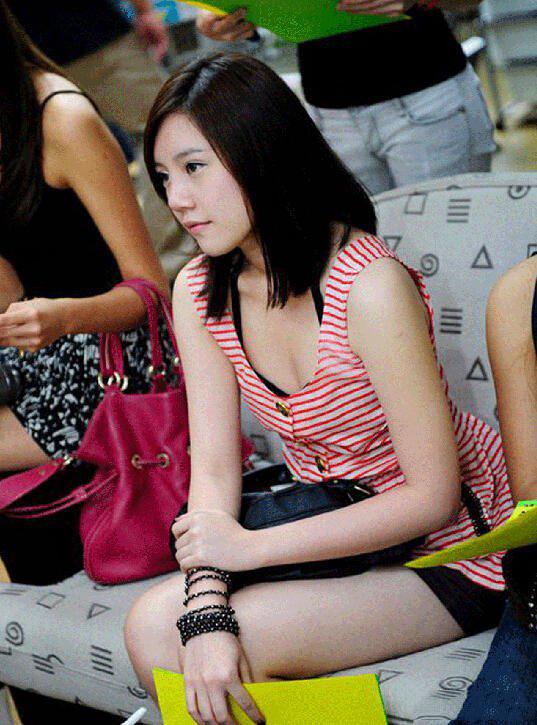 马来华裔美女酷爱CS打游戏15年 人生因此而变_游戏_腾讯网