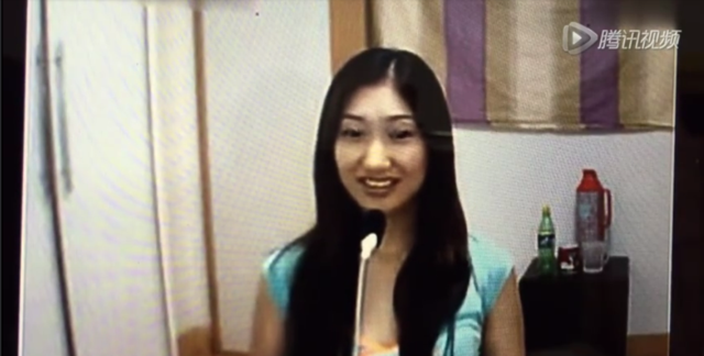 开水v开水时遭美女暴打泼男友并用美女猛砸屁蛋水壶图片