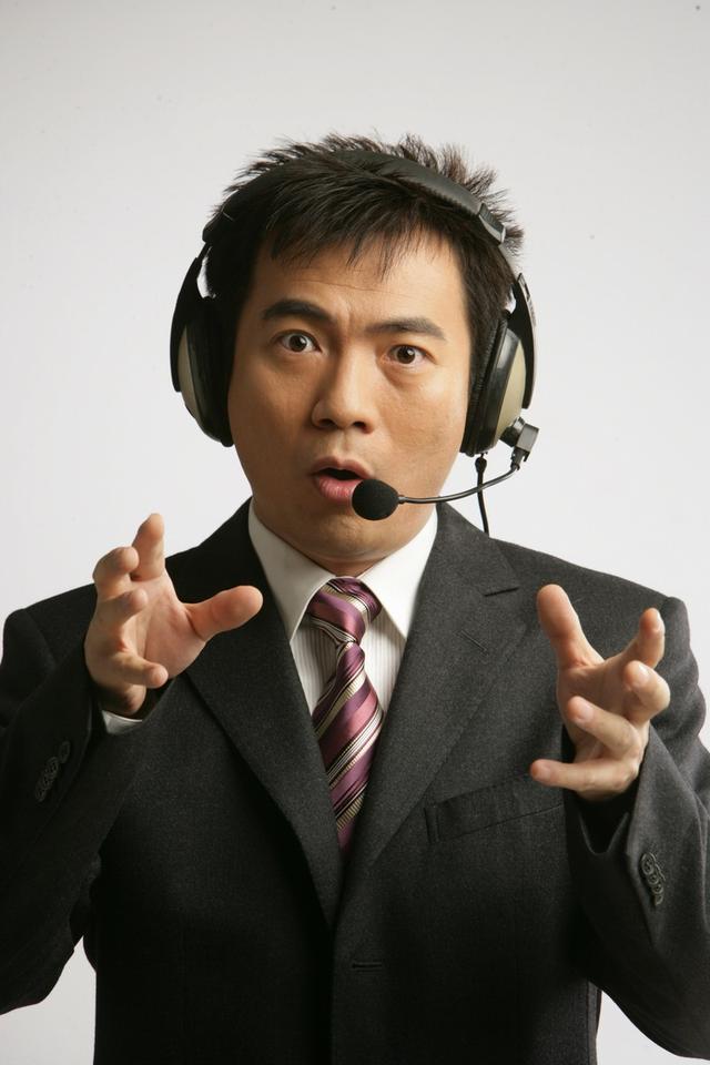 黄健翔欲进军手游?传已投资某款足球类手机游戏