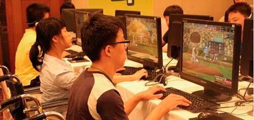 韩电竞选手 每周游戏88小时