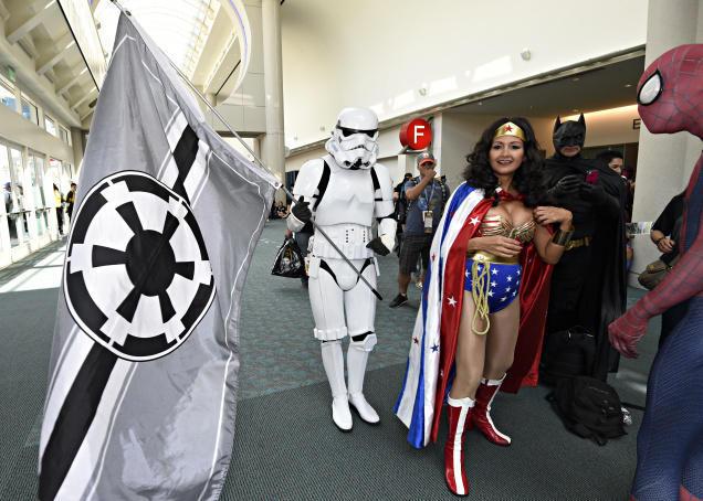 老外欢乐多!圣迭戈动漫展现场COS_游戏_腾讯网