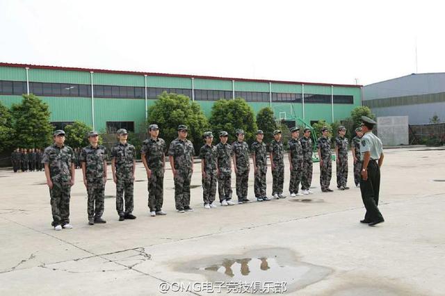 【回档】嫩模穿睡衣直播 合金装备5禁用分享