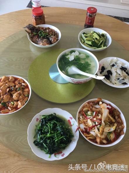 解密LPL各大站队伙食! OMG最诱人,WE专业蹭