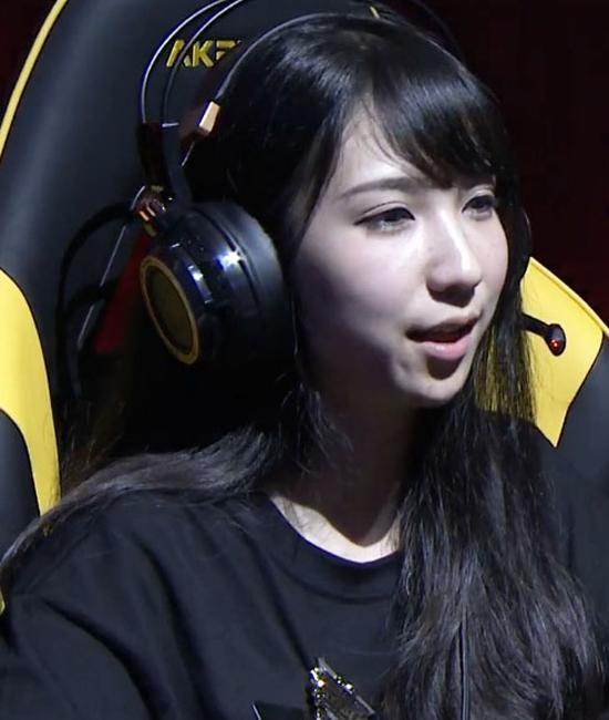 有颜值还有实力!盘点LOL主播赛上的美女主播