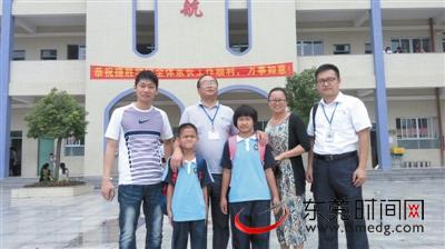 被爸爸妈妈遗弃,辍学2年多的张友婷,张海峰姐弟俩,在虎门捷胜学校实现