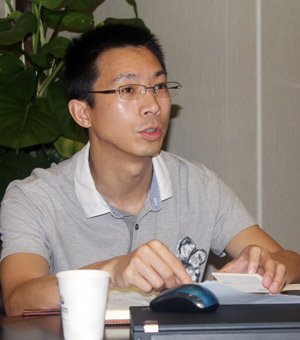 腾讯大粤房产对莱蒙房地产(深圳)有限公司总经理邹翔,营销总监索忠诚