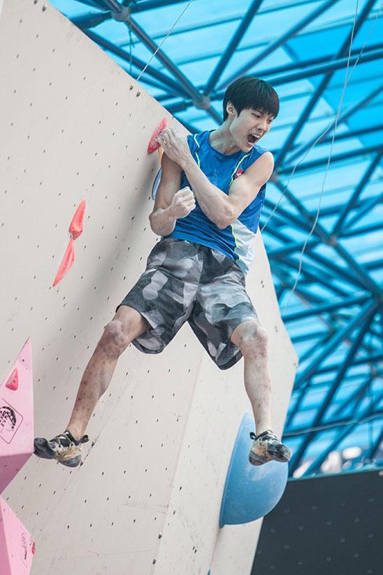 感受攀爬魅力 2016国际攀联世界杯攀岩赛开赛