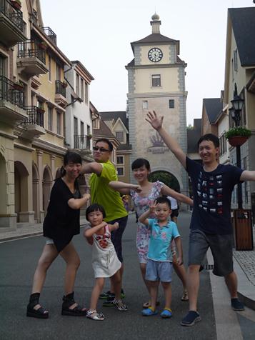 两家人的欢乐时光