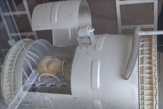 美国公布外星人尸体和坠毁的飞碟照片