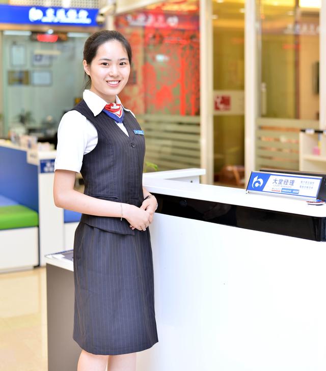 2015微笑之星参赛选手:交通银行佛山分行区