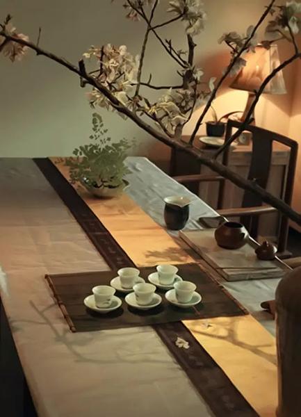 财商读本 买房纪 车说 旅游体验师  说起喝茶,你想起来的是老板办公室