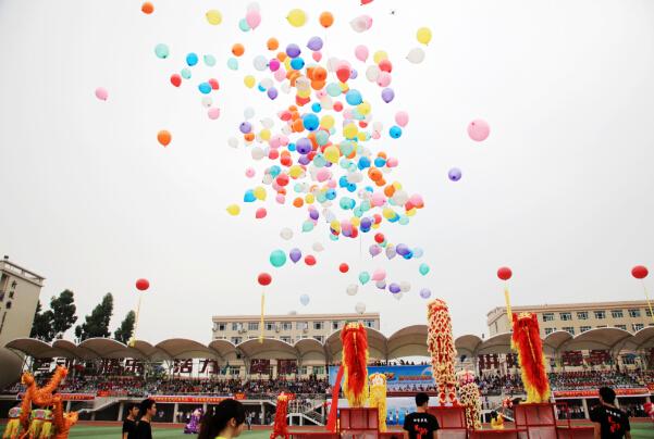 二十五载铸辉煌 广东白云学院周年校庆隆重举