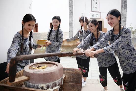 广东河源举办首届客家乡土文化节,复原多项民间传统技艺
