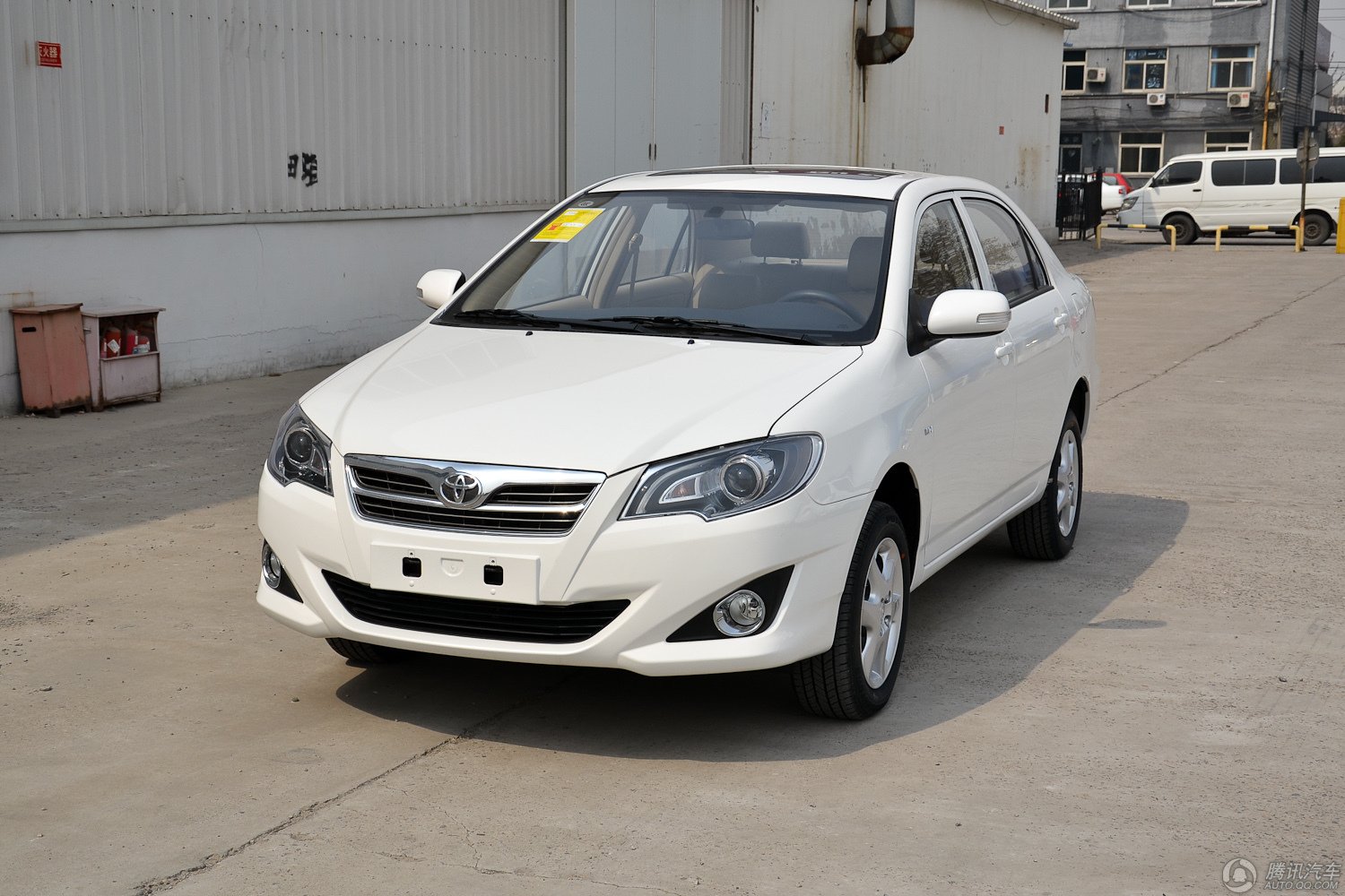 丰田花冠包牌优惠1.8万元 店内现车供应