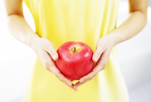 女人常吃苹果提升性感受
