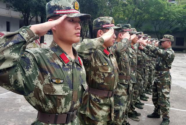 粤港边防武警开展 “条令条例学习月”活动_大粤网_腾讯网