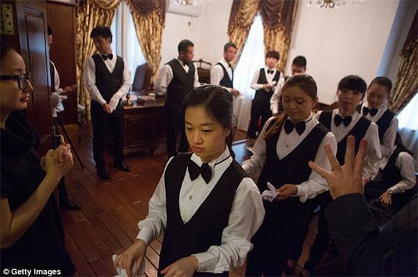 中国第一家管家学校:毕业生年收入可达90万