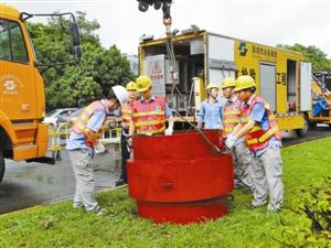 深圳市水务集团演练抢修供排水管道爆裂