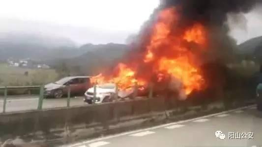 清连高速6死交通事故肇事者被拘 首笔赔付已发