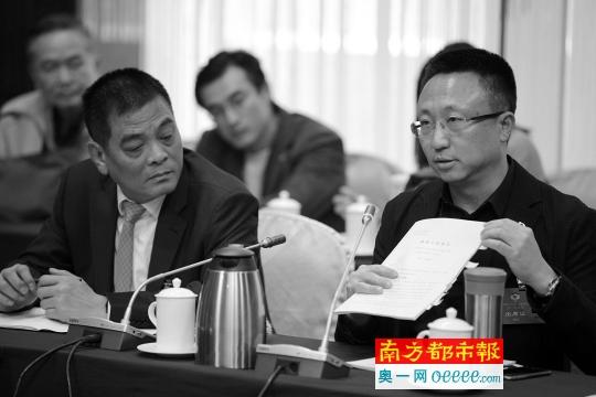 广州政协委员：光给女性放产假不够 要给企业补贴