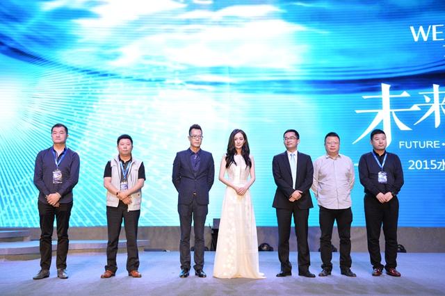 补水专家水密码进军CS渠道 开启亲幂美肌之