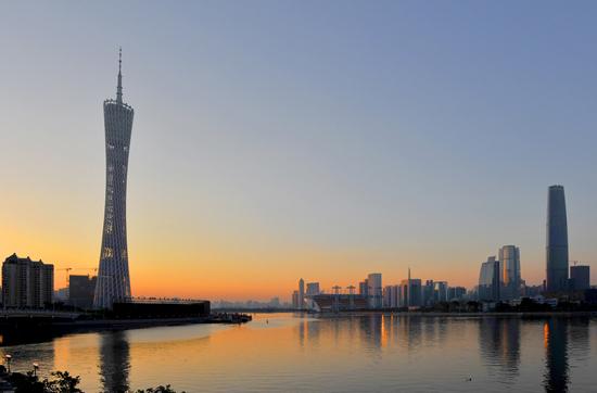 粤全年GDP或增长7.5% 社保基金规模领跑全国