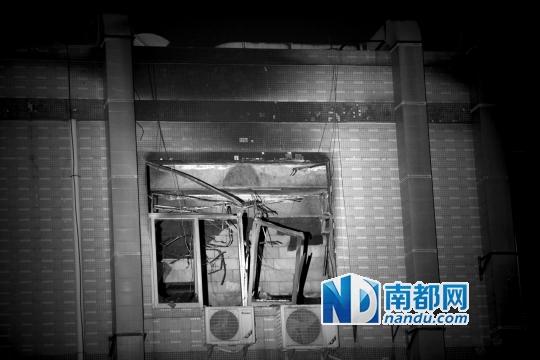 深圳一工厂用白电油洗地板 爆燃致3死1重伤