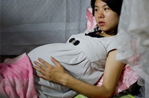 的四个孩子走出了广东省妇幼保健院的大门…[详细] 宝宝档案 ·生日