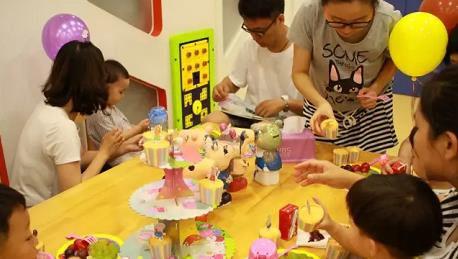 碧桂园·深荟城|小猪佩奇满FUN派对,黄金72小