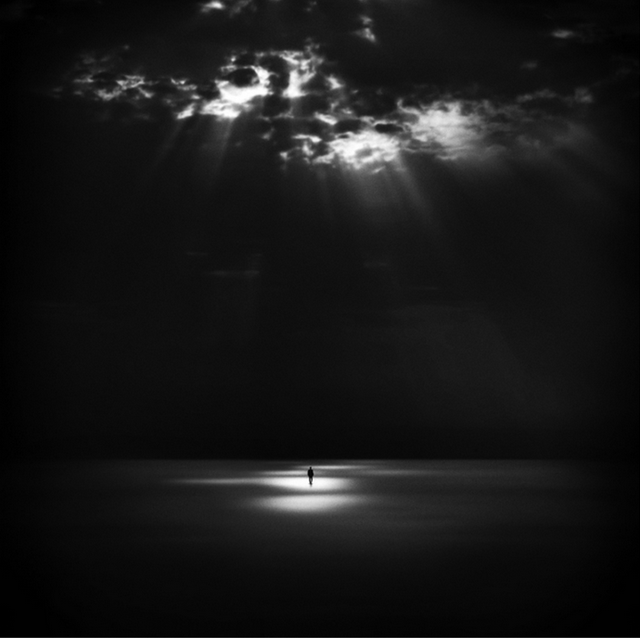 Self lonely worldHossein ZareƷp