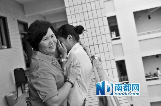 儿子说数学考试没做完题 东莞老爸大声埋怨