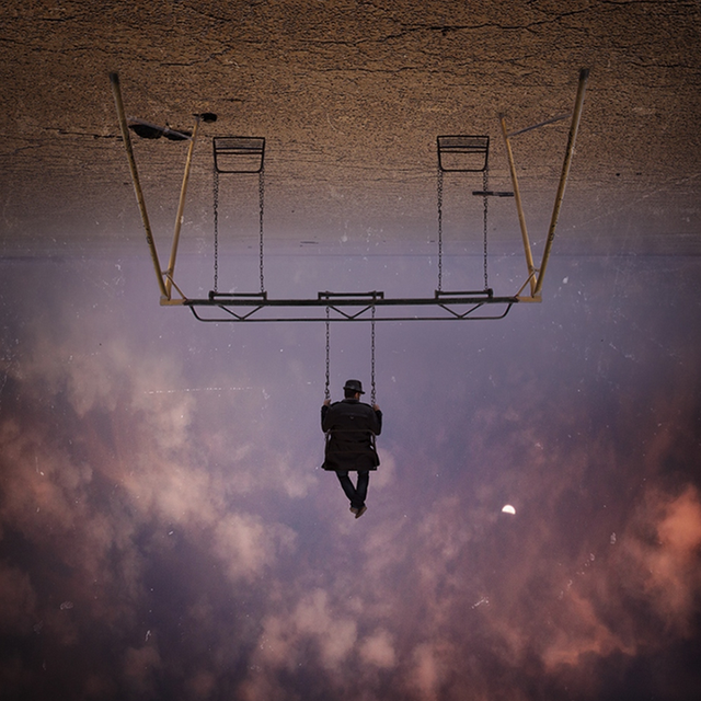 Self lonely worldHossein ZareƷp