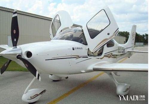 刘强东被曝豪掷4亿元购私人飞机 秒许家印王健