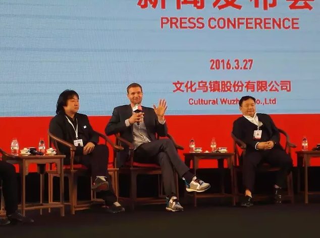 ������ʵ�����������չ��Ļ